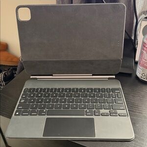 Apple Magic Keyboard